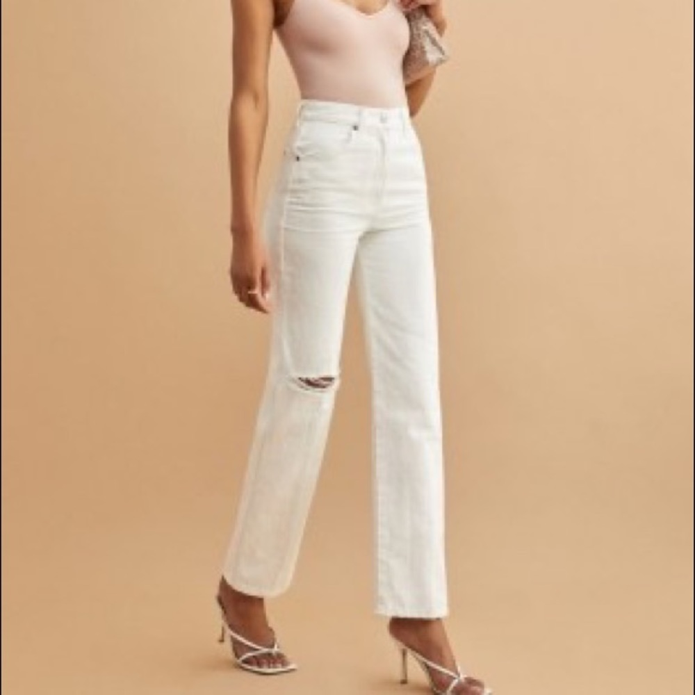 Reformation Cowboy High Rise Straight Jean in Vintage White Destroyed size 28